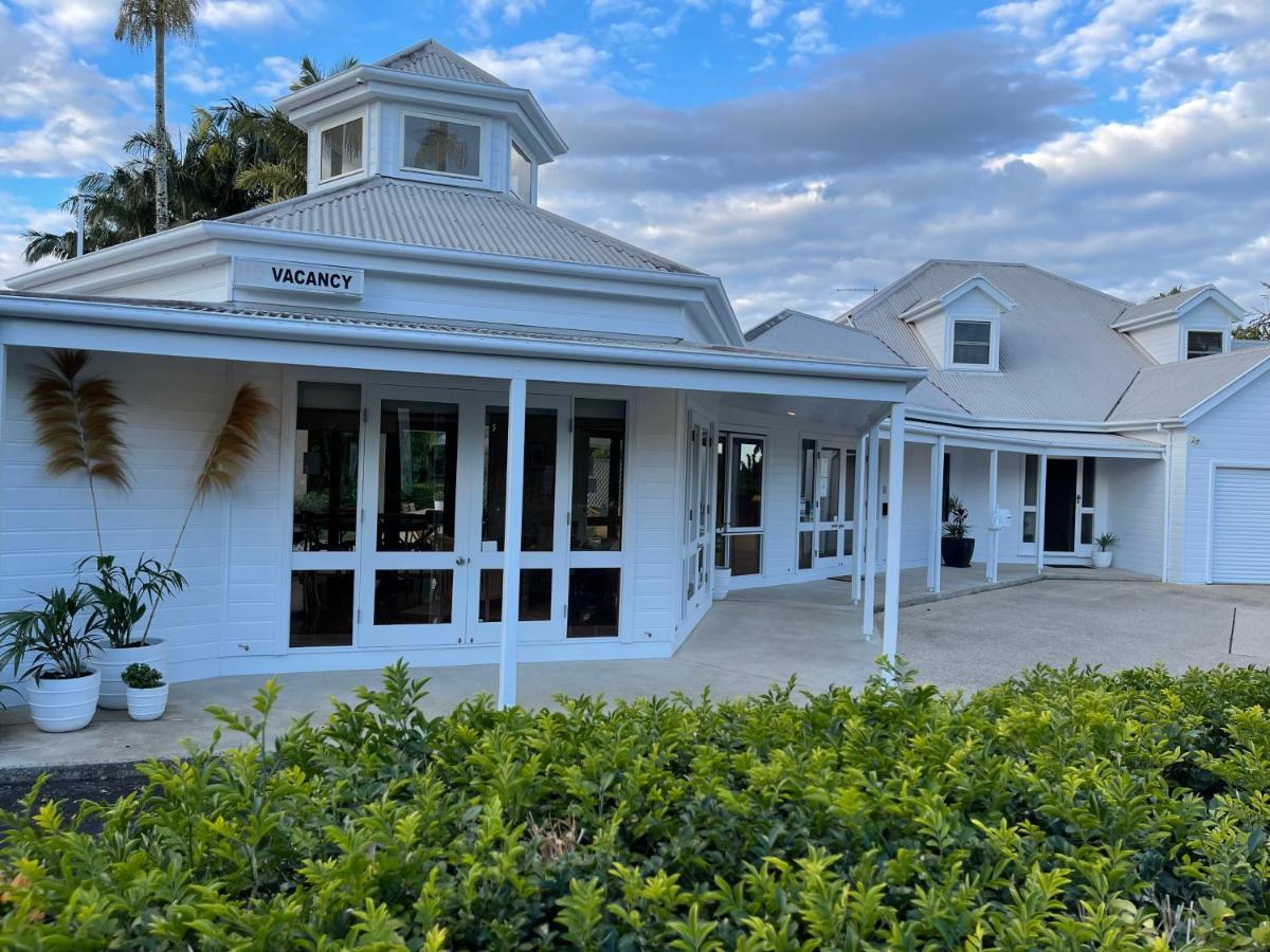 The Arabella North Coast Motel Wollongbar Bagian luar foto