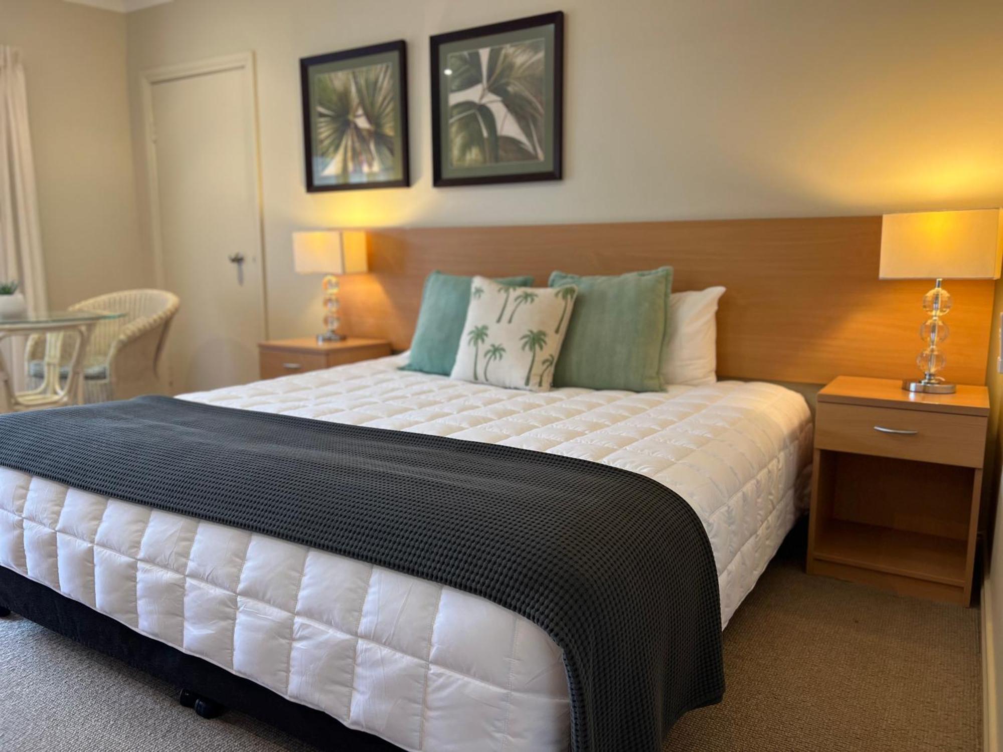 The Arabella North Coast Motel Wollongbar Bagian luar foto